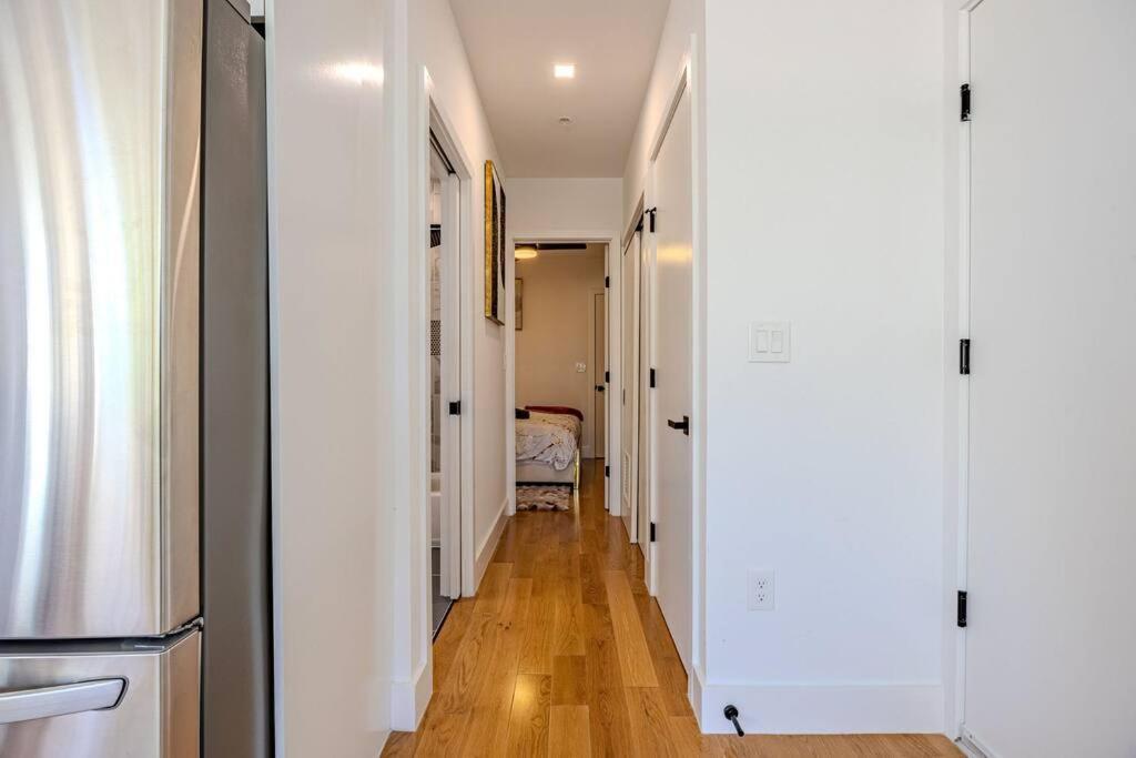 Stylish, Modern & Cozy * Washington