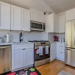 Stylish, Modern & Cozy