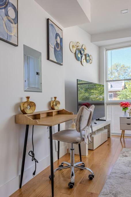 Stylish, Modern & Cozy Washington