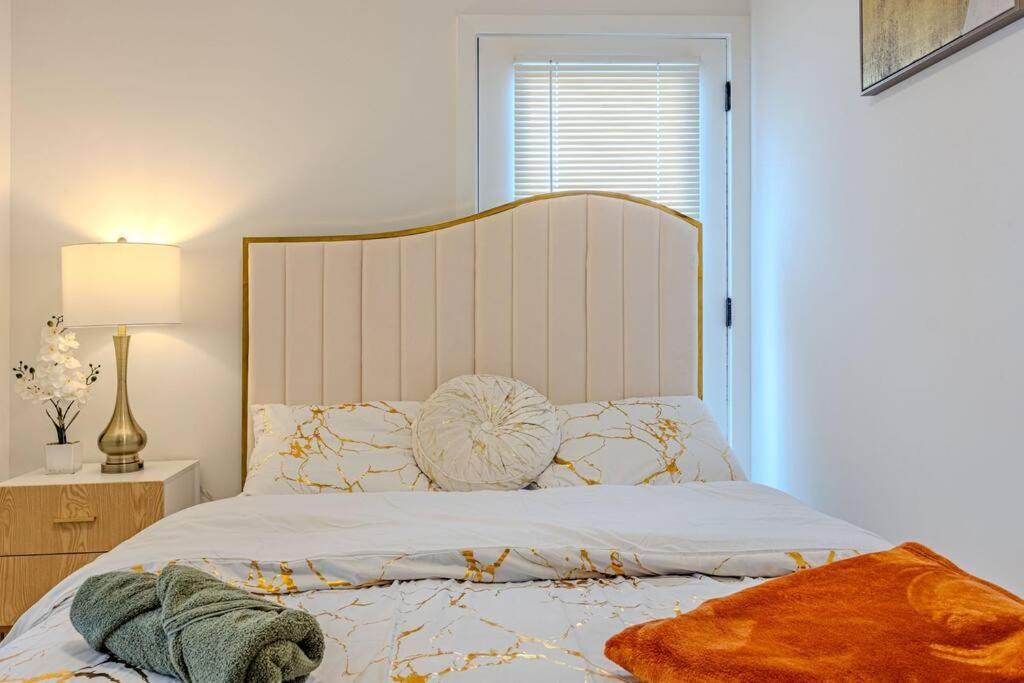 Stylish, Modern & Cozy Apartment Washington